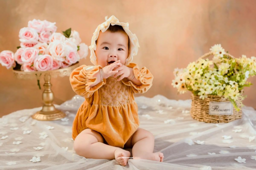 利津宝宝睡不踏实哼唧扭动